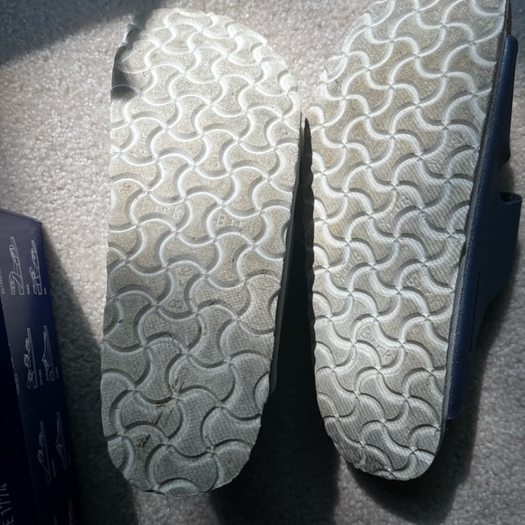 Birkenstock Arizona - Picture 2 of 4